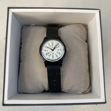 TIMEX 캠퍼 새상품급 블랙