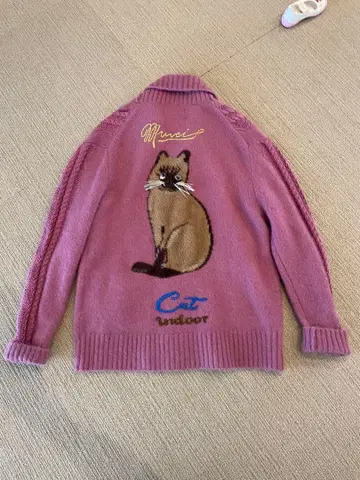 MUVEIL 고양이 자수 퍼플 가디건
