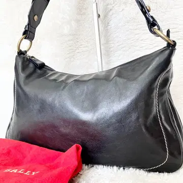 발리 숄더백 남성용 블랙 스티치 가죽