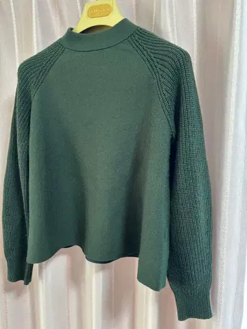 밴야드 스톰 가벼운 다크 그린 니트