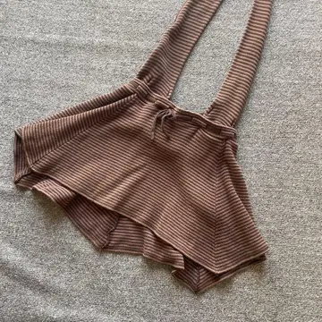 안스쿠위키 스커트