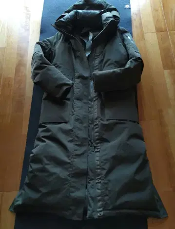 Lululemon Winter Warrior Long Parka 올리브