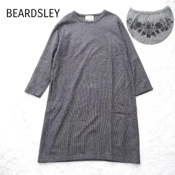 BEARDSLEY 비어즐리 백 자수 롱 원피스 미디 기장 하운드투스