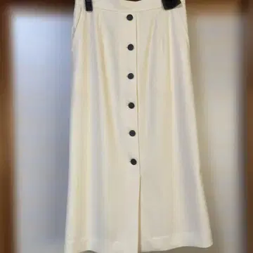 새상품급 볼지 울 스커트