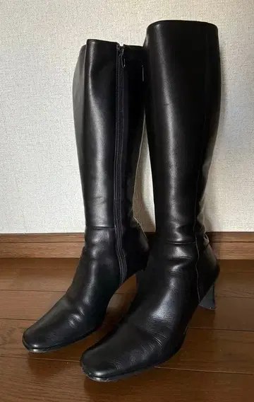 롱 부츠 사이드 지퍼 블랙