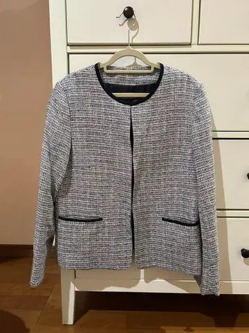 새상품급 GALLORIA 트위드 자켓