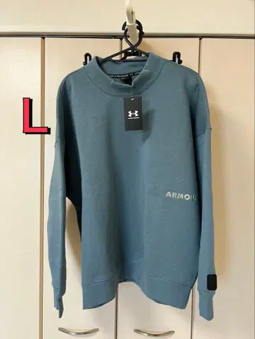 새상품 Under Armour 블루 맨투맨 트레이닝복 남성용 L 사이즈