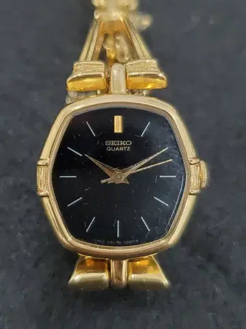 세이코 쿼츠 여성용 손목시계 정크제품