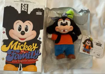 POPMART 디즈니 구피 봉제 인형 키체인