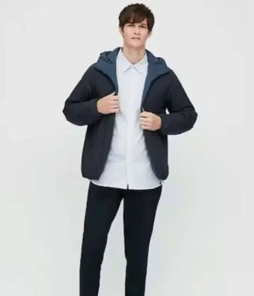 유니클로 라이트 패디드 후드티 (남성용) M 네이비