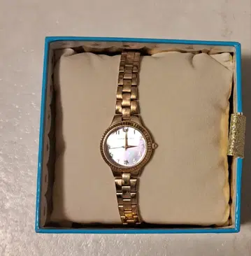 츠모리치사토 손목시계