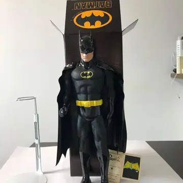 배트맨 피규어 약 30cm 스탠드 포함