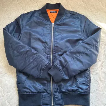 MODIFIED 네이비 점퍼 M 사이즈