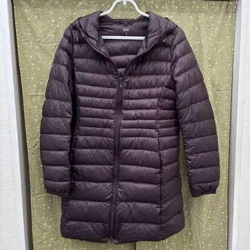 UNIQLO 울트라 라이트 다운 코트 M 사이즈 모델번호 072755