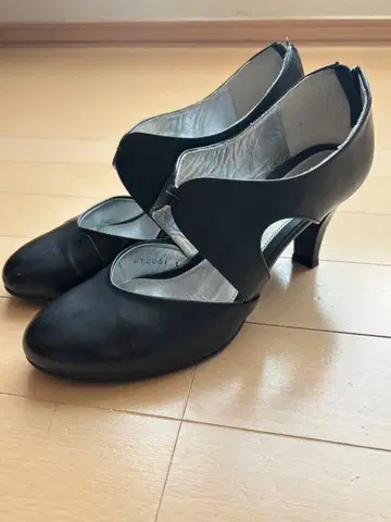 K.T. premium 블랙 하이힐 상자 없음