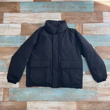 GU 블랙 다운 자켓 L 사이즈