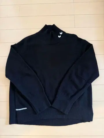 유니클로 안야 힌드마치 캐시미어 100% 스웨터 100 M size