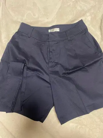 네이비 테이퍼드 숏팬츠