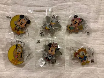 디즈니 핀 배지