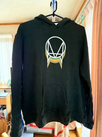 그래픽 프린트 그린 후드티 OWSLA