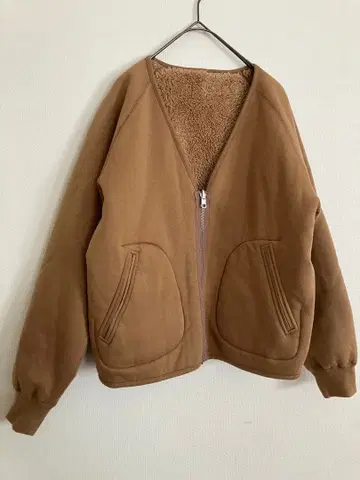 브라운 리버서블 플리스 맨투맨 가디건