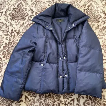 새상품급 Leilian 네이비 다운 자켓