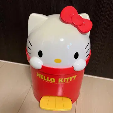 헬로키티 쓰레기통 페달식 프로필 잘 읽어주세요