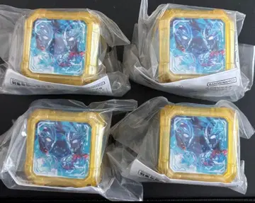 울트라맨 아크 금의 뉴젠네큐브 아크큐브