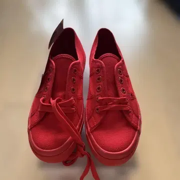 Superga 레드 스니커즈