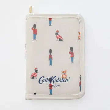 캐스키드슨 Royal Guards 여권 케이스