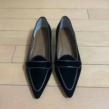 벨벳 스틸레토 펌프스 22.5 미사용 다크 브라운