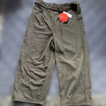 aimee que 벨트 포함 그레이 계열 와이드 팬츠 5L