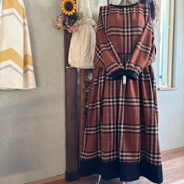 면 린넨 원단 선염 체크 브라운 계열 개더 롱 원피스 핸드메이드