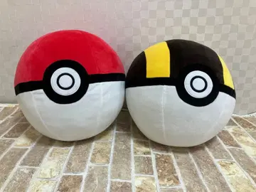 포켓몬 볼과 하이퍼 볼 봉제 인형