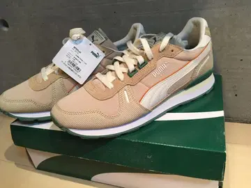 [ 새상품 미사용 ] 푸마 RX737 스니커즈 28cm