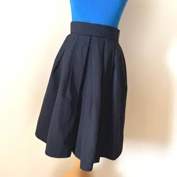 리랜드트루 허리 절개 스커트