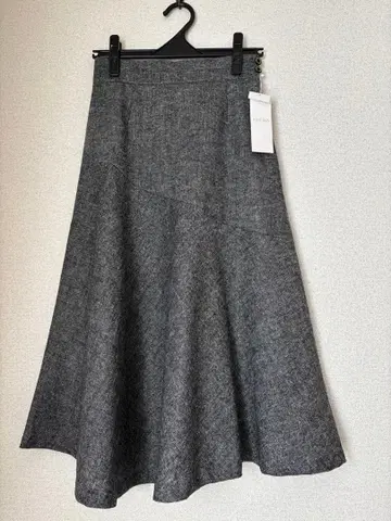 에니시스 그레이 비대칭 플레어 스커트 울 혼방 M 사이즈