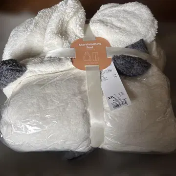 GU 마쉬멜로우 느낌 팬더 미사용 새상품 XXL