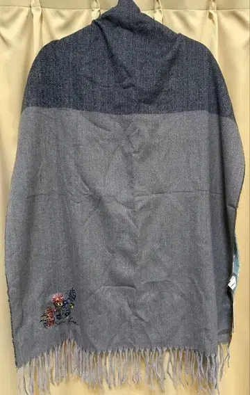 미사용 새상품 SUPER HAKKA 슈퍼 하카 스톨 꽃무늬 자수 숄