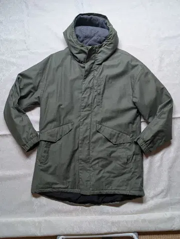 올리브색 후드 부착 모즈 코트 TheSHOPTK