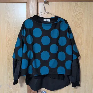 Rccat 도트 무늬 반팔 상의 블랙/블루 택 포함 새상품