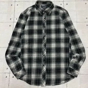 UNIQLO 10대 블랙 x 그레이 옴브레 체크 긴팔 셔츠 M