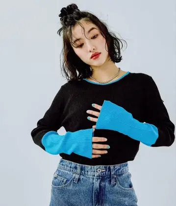 렙심 12게이지 배색 크루넥 풀오버 블랙 x 블루