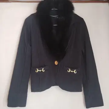 CECI McBEE 세실 맥비 퍼 블랙 자켓