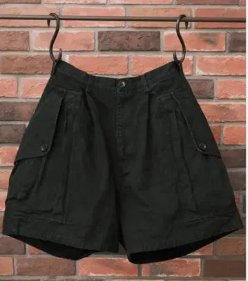 Gurank for khaki 'CH Cargo shorts' BLACK