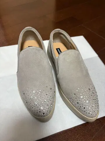 모드 에 자코모 슬립온 스니커즈 스웨이드 23 라이트 그레이