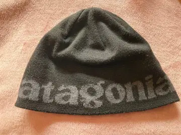 파타고니아 블랙 니트 모자
