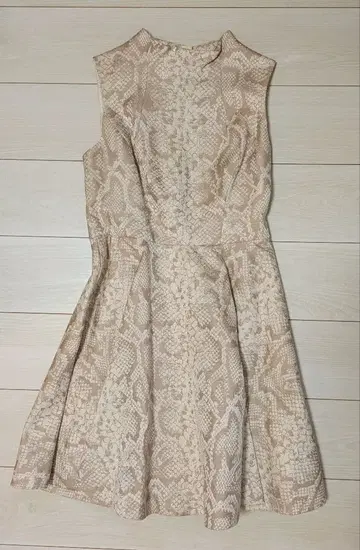 ted baker 미니 드레스