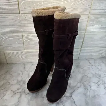 샬롯 다크 브라운 스웨이드 롱 부츠 22cm 상당