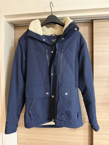 BEAMS HEART 네이비 보아 자켓